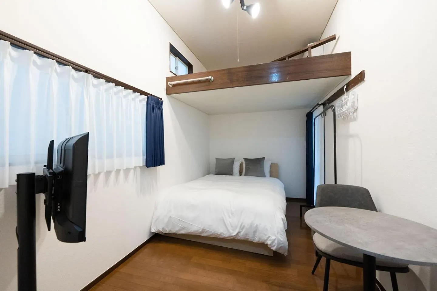 Green Hill Tokyo Apartment